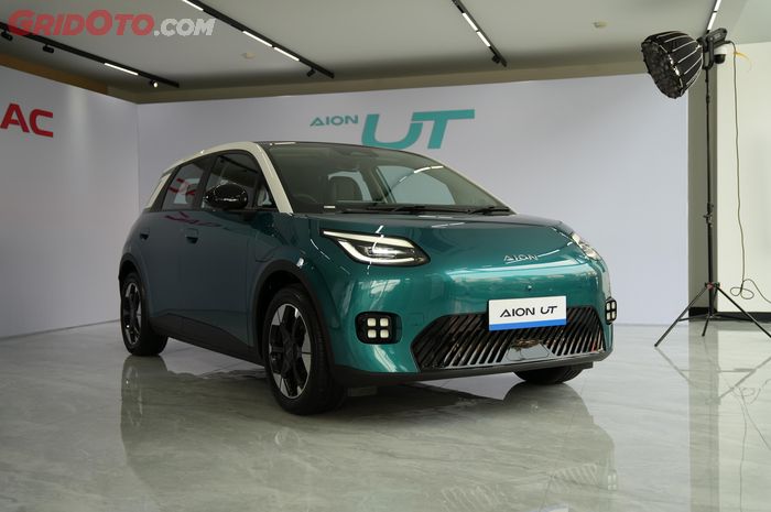 Fast Charging, mobil listrik, AION, AION UT, Baterai AION UT Bisa Dicas Cepat, Enggak Sampai Setengah Jam