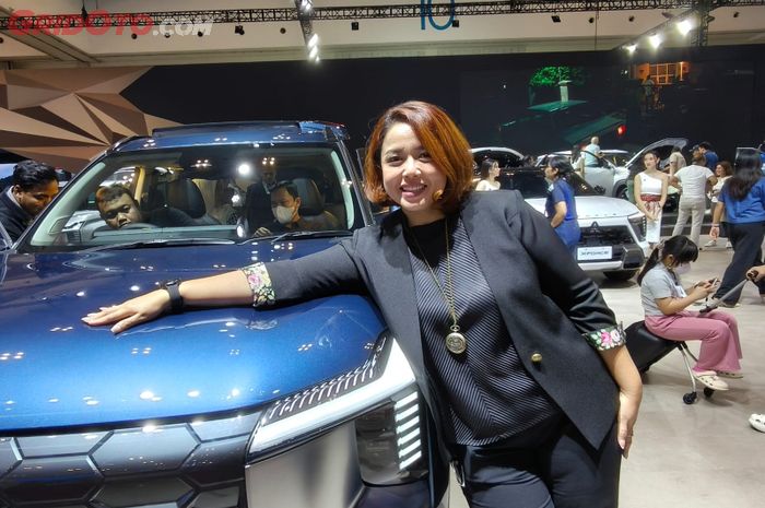 mitsubishi, intan vidiasari, giias, Destinator, mamabishi, Isak Tangis Pecah Tak Terbendung, Mamabishi Ungkap Kisah Di Balik Kemunculan Destinator