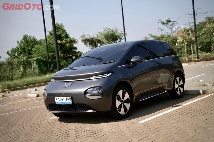 wuling, pintu bagasi, Wuling Cloud EV, Cloud EV, Selain Dari Tuas, Ada Tiga Cara Unik Buka Pintu Bagasi Wuling Cloud EV
