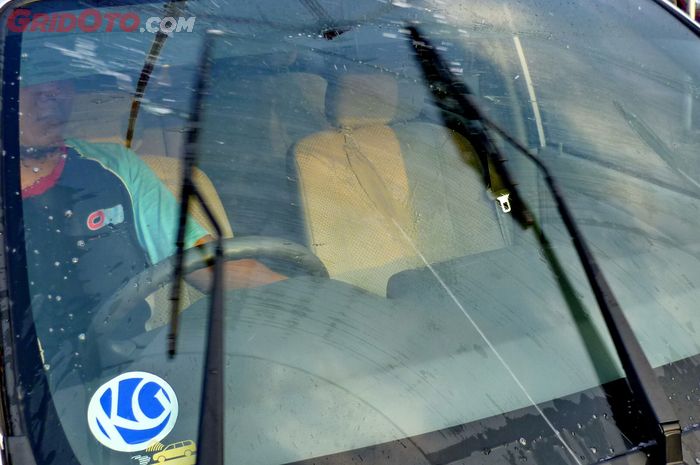 wiper mobil, mobil bekas, gejala wiper kaca mobil rusak, ciri wiper mobil minta ganti, tanda wiper harus ganti, tanda wiper mobil harus ganti, Inilah Tanda-tanda Karet Wiper Yang Bisa Menggores Kaca Mobil, Harus Tahu