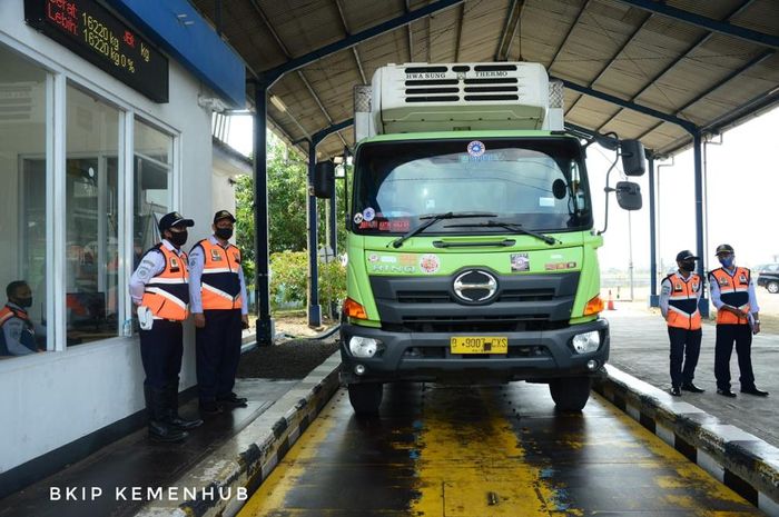 kemenhub, pungli, jembatan timbang, truk odol, kendaraan ODOL, ODOL (Over Dimension Overload), Kemenhub Siap Pasang Mata-mata di Jembatan Timbang, Awasi Truk ODOL dan Cegah  Pungli