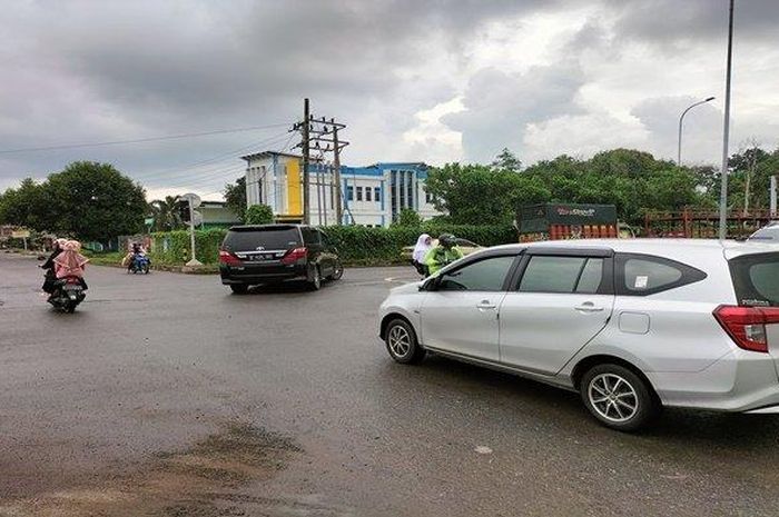 kecelakaan, safety riding, lampu merah, persimpangan, astra motor yogyakarta, Hindari Ngegas di Persimpangan Tanpa Lampu Merah, Terapkan Empat Hal Ini