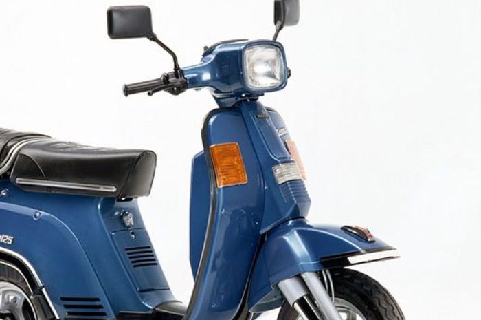 suzuki, motor matic, vespa excel, Suzuki Gemma 125, Wajah Mirip Vespa Excel, Siapa Sangka Motor Maric Ini Bikinan Suzuki