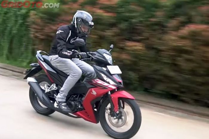 harga, motor baru, honda supra gtr 150, bebek super, Siapa Tahu Masih Minat Motor Bebek Super Honda Supra GTR 150, Segini Harga Barunya
