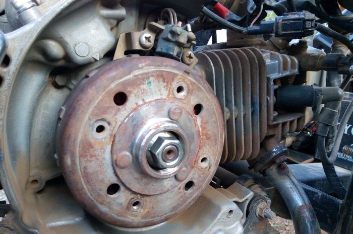 motor matic, spul motor matic, kapan spul dan magnet motor matic harus dibersihkan, magnet motor matic, kenapa spul motor matic harus dibersihkan, Ini Sebabnya Spul dan Magnet Motor Matic Juga Perlu Dibersihkan