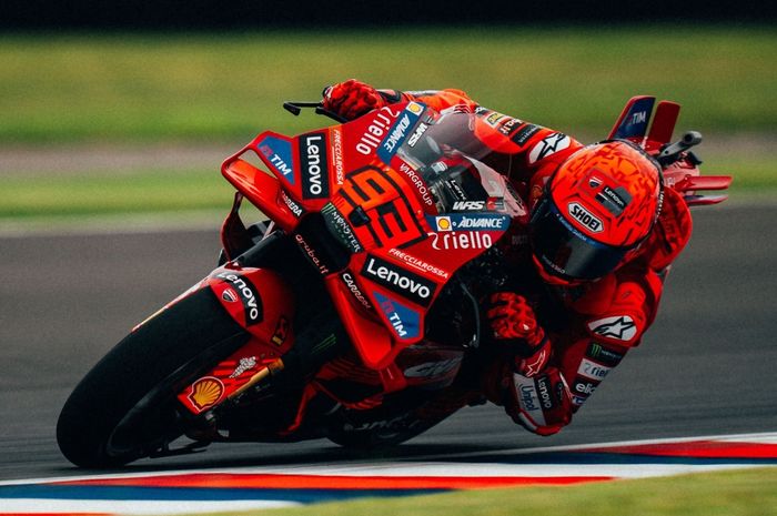 MotoGP, Marc Marquez, crash, Save, Rahasia Save Marc Marquez, Begini Caranya Bangkitkan Motor dari Posisi Jatuh