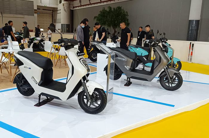 motor listrik, Ahmad Muhibbuddin, Astra Honda Motor (AHM), Yuswohady, Astra Honda Motor Tepis Anggapan Tidak Serius Jualan Motor Listrik