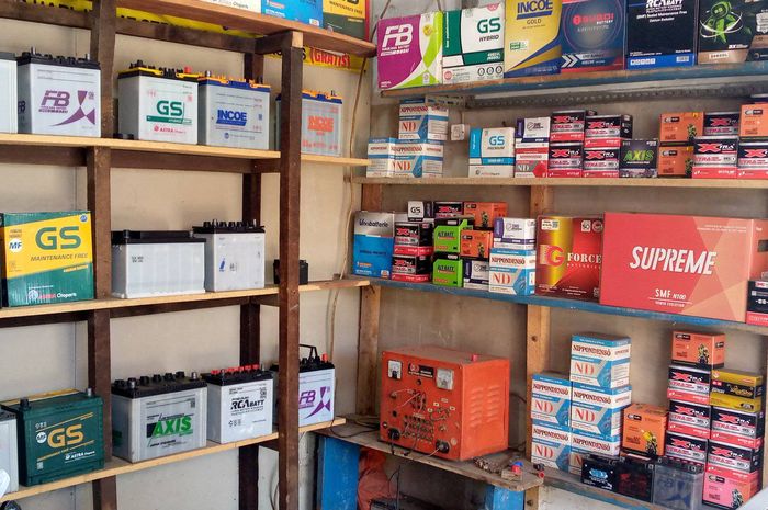 aki motor, kode produksi aki, kode produksi aki motor, Wajib Teliti, Begini Cara Cek Kode Produksi Aki Demi Hindari Barang Rekondisi