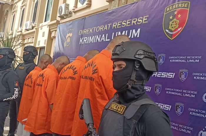 maling motor, modus maling motor, Polda Jambi, Curanmor Modus Pertolongan, Curanmor Modus Empati, Nasihat Orang Tua Benar, 10 Orang Lebih Kehilangan Motor Gara-gara Modus Lembut Ini