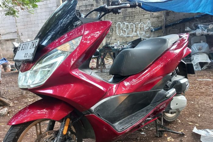 minyak rem, bodi motor, motor bekas, rem motor, minyak rem motor, cara bersihkan tumpahan minyak rem, cara bersihkan tumpahan minyak rem di bodi motor, Begini Cara Ampuh Membersihkan Bodi Motor Terkena Minyak Rem