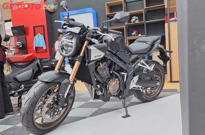 honda, honda cb650r, e-clutch, Naik Moge Honda Serasa Pakai Supra Bapak, Merawat e-Clutch Ternyata Gampang