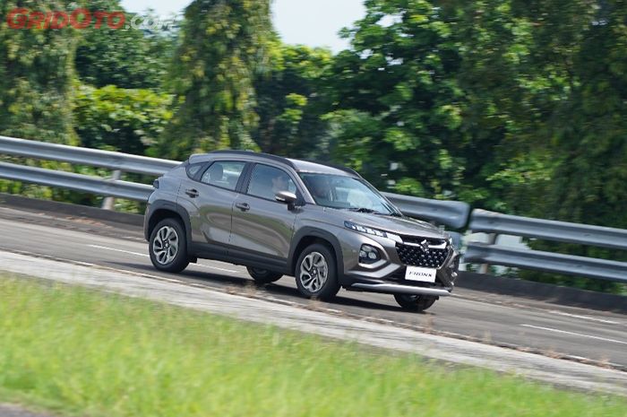 hybrid, shvs, SHVS (Small Hybrid Vehicle by Suzuki), Suzuki Fronx, Fronx, Suzuki Fronx Varian Ini Lebih Murah, Tapi Malah Lebih Besar Tenaganya