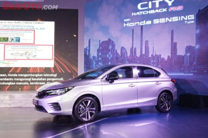 adas, honda jazz, toyota yaris, honda city hatchback, Harga Honda City Hatchback, Cocok Buat Anak Kuliahan, Intip Harga Terbaru Honda City Hatchback