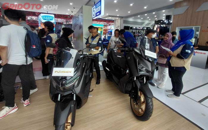 booth yamaha di jakarta fair, Yamaha DDS Jakarta, jakarta fair 2025, JFK 2025, Yamaha Beri Banyak Promo di Jakarta Fair 2025, Hemat Hingga Rp 7 Juta