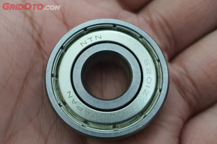 motor bekas, bearing, bearing roda, roda motor, bearing roda motor, cara bikin awet bearing roda motor, bikin awet bearing roda, bikin awet bearing roda motor, Cara Bikin Bearing Roda Motor Bekas Lebih Awet, Coba Trik Ini