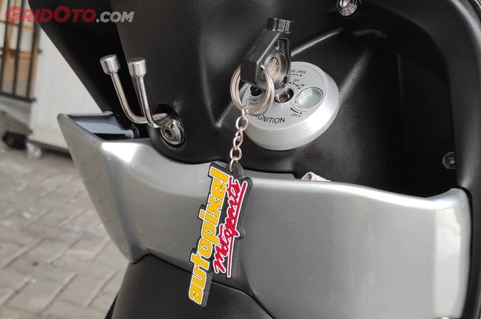 motor bekas, kunci kontak, penyebab kunci kontak motor seret, cara atasi kunci kontak seret, cara atasi kunci kontak motor seret, kunci kontak motor seret, Cara Atasi Kunci Motor Kontak Seret Dengan Memakai Cairan Penetran, Simak Langkahnya
