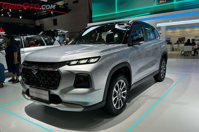 mobil baru, harga mobil, Suzuki Indomobibl Sales, Randy R. Murdoko, Ini Harga Mobil Hybrid Suzuki yang Jadi Tulang Punggung Penjualan