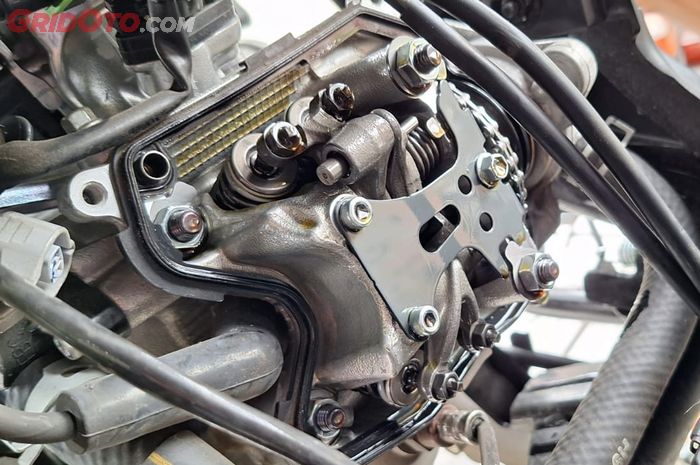 motor bekas, klep motor, penyebab settingan klep berubah, penyebab settingan klep motor berubah, kenapa settingan klep motor berubah, Ternyata Ini Sebabnya Settingan Klep di Motor Bekas Bisa Berubah