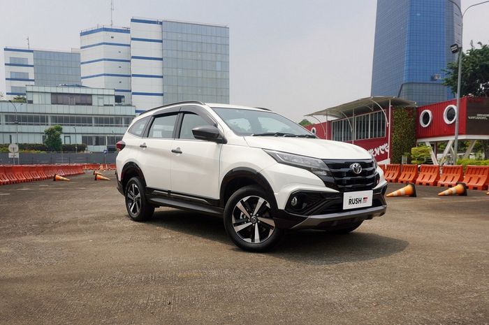 toyota rush, toyota, rush, Harga Toyota Rush, Harga Rush baru, Mobil RWD Buat Keluarga Petualang, Update Harga Toyota Rush Baru di Mei 2025