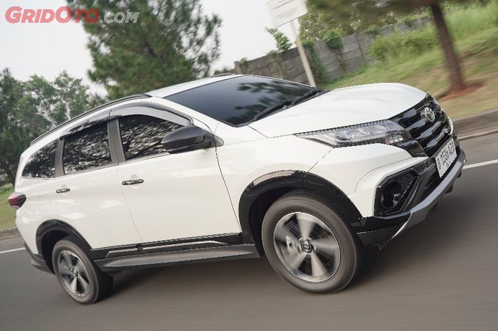 toyota rush, mobil keluarga, toyota rush bekas, mobil bekas rush, harga mobil bekas toyota rush, Sangat Menggiurkan Mobil Bekas Toyota Rush Juli 2025 Dijual Segini