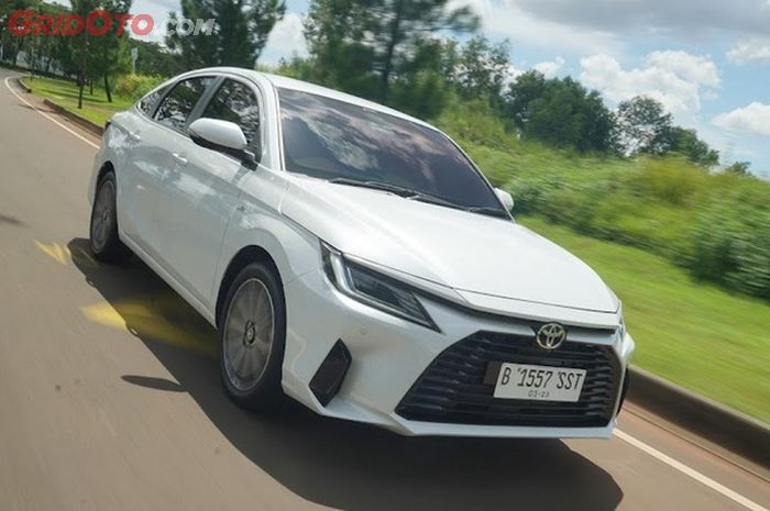 toyota, mobil baru, toyota vios, konsumsi bbm, Otomotif award 2025, Small Sedan Terbaik OTOMOTIF Award 2025, Segini Iritnya Toyota Vios