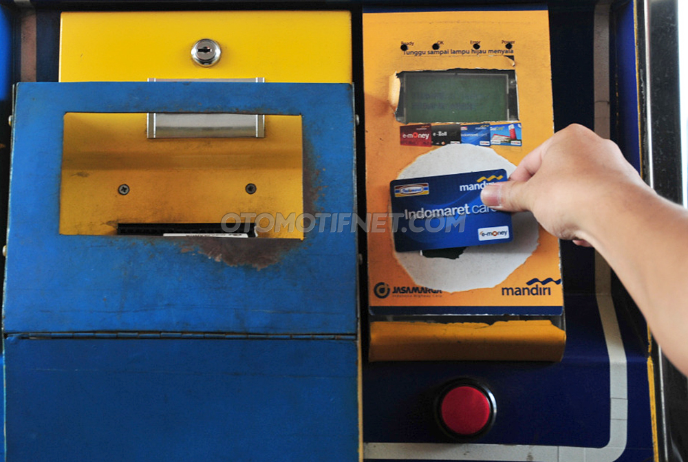 e-toll, saldo e-toll, saldo e-toll habis, cara isi saldo e-toll, Tak Perlu Mampir Minimarket, Berikut Ini Cara Isi dan Cek Saldo E-Toll di Jalan