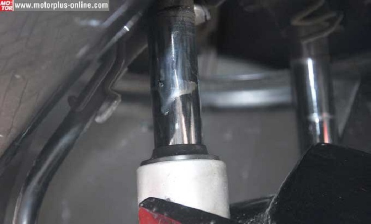 motor bekas, sokbreker bocor, Penyebab sokbreker bocor, sokbreker motor bocor, penyebab sokbreker depan bocor, Ternyata Ini Masalahnya Setelah Ganti Sil Sokbreker Motor Bekas Tetap Bocor