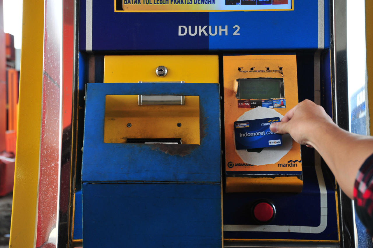 e-money, brizzi, flazz, kartu uang elektronik, Saldo e-Money Tidak Bisa Numpuk Terus, Segini Batas Maksimalnya