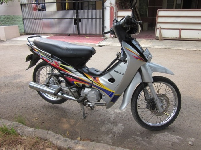 honda supra, motor bebek, Motor Bebek Honda, Supra Bapak, honda supra bapak, Disebut Supra Bapak, Ini Fakta di Balik Motor Legendaris Honda