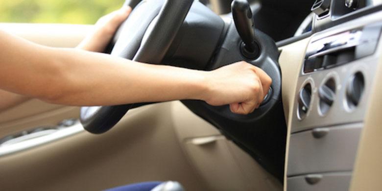 mobil, mesin, start, aki lemah, dinamo starter, Start Mesin Mobil Terasa Lebih Lama? Kenali Berbagai Penyebabnya