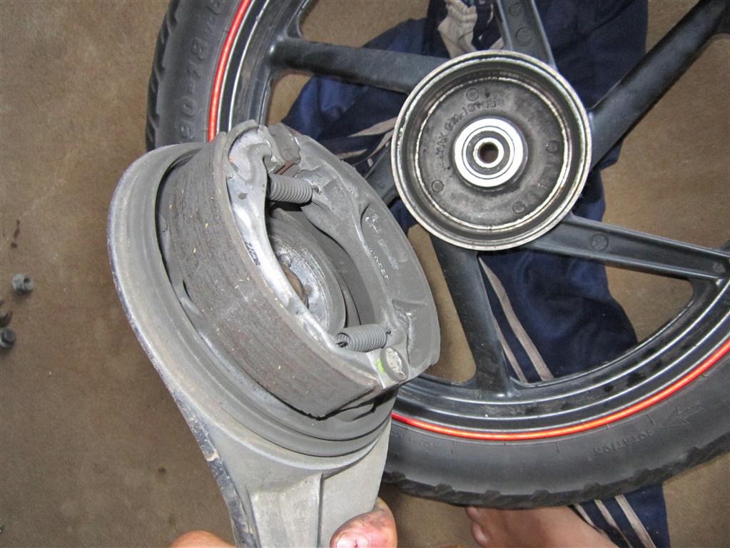 motor matic, kampas rem, tanda kampas rem habis, kampas rem motor matic, kampas rem teromol, tanda kampas rem teromol habis, Inilah Dua Tanda Kampas Rem Teromol Di Motor Matic Minta Diganti