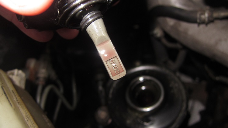 mobil, Servis, power steering, setir, Ternyata Oli Power Steering Juga Harus Diganti, Ini Waktunya!