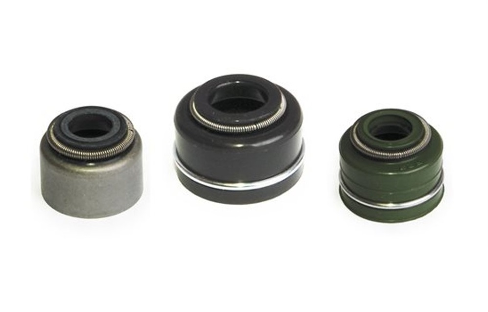 motor bekas, knalpot motor, kenapa knalpot keluar asap putih, penyebab knalpot berasap putih, knalpot motor keluas asap putih, Nggak Hanya Piston, Ini Part Penyebab Knalpot Motor Bekas Berasap