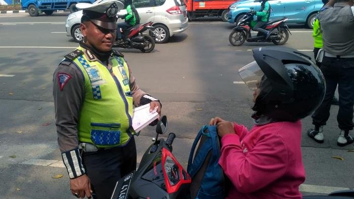 razia polisi, razia kendaraan, Operasi Zebra Lodaya 2025, Razia Kendaraan Cirebon, Operasi Zebra Cirebon, Razia Operasi Zebra 2025 Belum Berakhir, Warga Cirebon Waspadai Enam Lokasi Jalan Ini