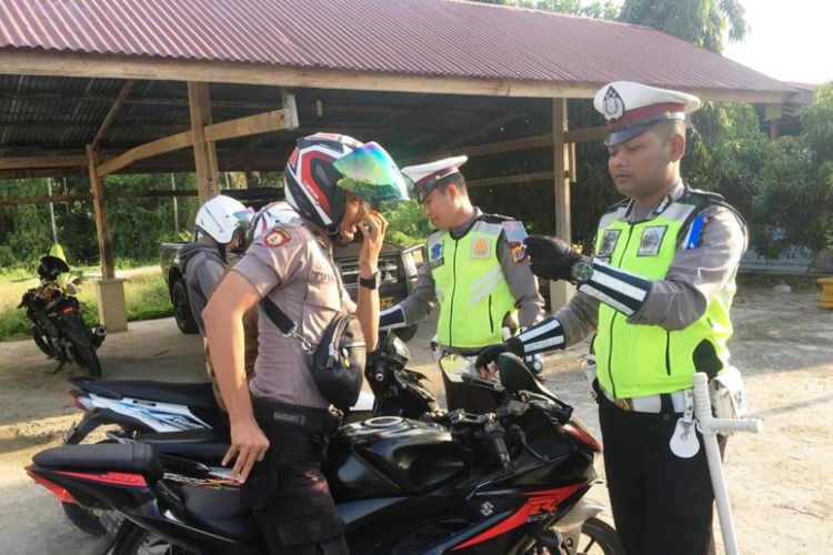 operasi zebra, denda tilang, razia polisi, razia kendaraan, Polri Taubatan Nasuha, Satu Minggu Razia Operasi Zebra 2025, Kapolri Titip Pesan Seluruh Jajaran Taubatan Nasuha