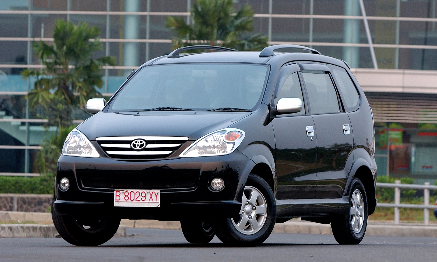 mobil bekas, toyota avanza, Kaki-kaki, mobil bekas toyota avanza, toyota avanza gen 1, perawatan mobil bekas, Perawatan Mobil Bekas, Ini Beberapa Masalah Kaki-kaki Toyota Avanza Gen 1
