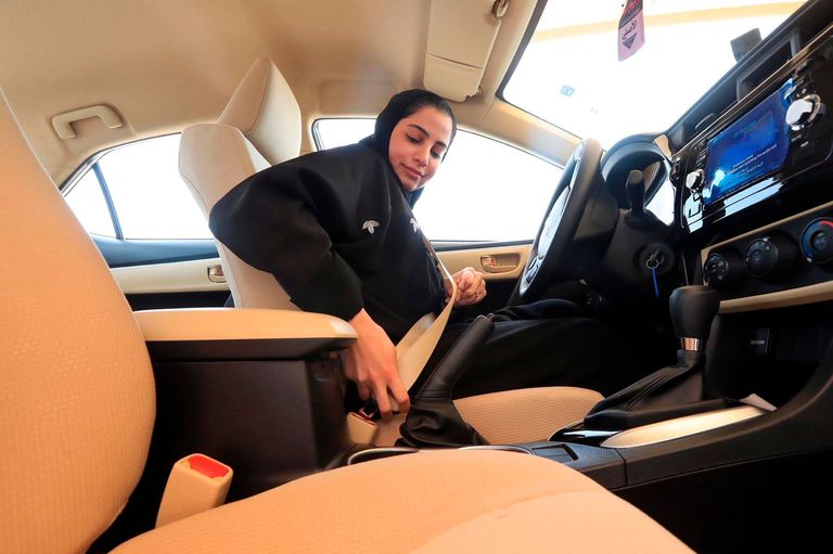 emosi, mengemudi, driving, HER WHEELS, Awas Bahaya Mengintai Jika Nekat Mengemudi Saat Ribut Dengan Pasangan