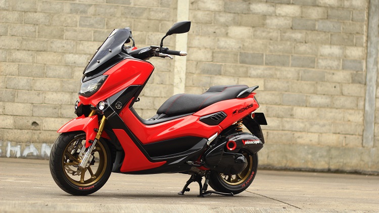 oli mesin, motor matic, Oli Mesin Yamaha NMAX, oli yamaha nmax, takaran oli mesin motor matic, Cuma Butuh 900 Ml, Ini Efek Samping Oli Mesin Motor Matic Yamaha NMAX Kepenuhan