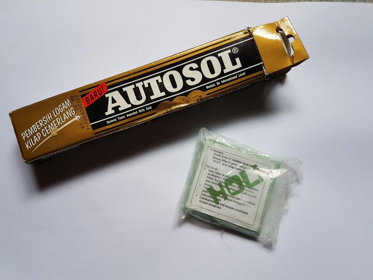 Chrome, mobil bekas, Lapisan chrome, cara bikin lapisan chrome kinclong lagi, lapisan chrome di mobil, Begini Cara Mudah Bikin Kinclong Lapisan Chrome Kusam Di Mobil Bekas