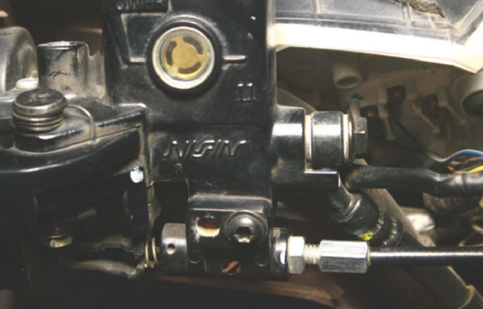 motor matic, rem motor, Combi Brake System (CBS), rem motor matic, cara setel rem cbs, cara setel combi brake system, cara setel rem motor matic, Tips Cara Menyetel Combi Brake System di Motor Matic Tanpa Perlu ke Bengkel