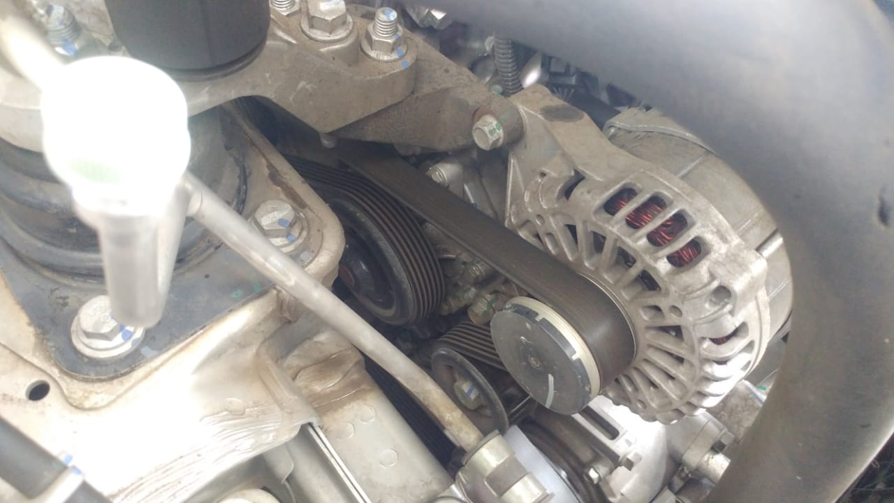 mobil bekas, alternator, alternator mobil, ciri alternator mobil rusak, cara cek alternator, cara cek alternator mobil, Ini Tiga Cara Mudah Cek Alternator Mobil Bekas Lemah Di Rumah