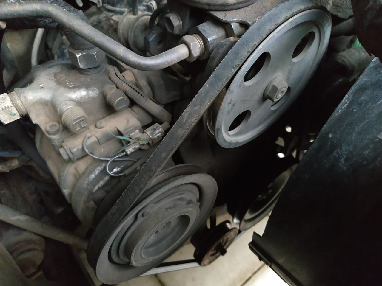 mudik lebaran, mobil bekas, fan belt, fan belt mobil, ciri fan belt rusak, ciri fan belt mobil harus ganti, ciri fan belt harus ganti, Persiapan Mudik, Ini Ciri-ciri Fan Belt Di Mobil Bekas Harus Diganti
