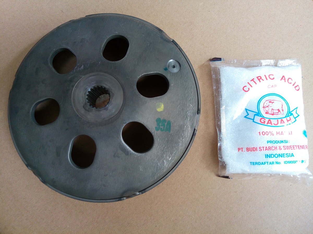 motor matic, mangkok kampas ganda, kampas ganda, mangkok kampas ganda motor matic, cara menghilangkan warna pelangi di mangkok kampas ganda, Cara Menghilangkan Warna Pelangi di Mangkok Kampas Ganda Motor Matic