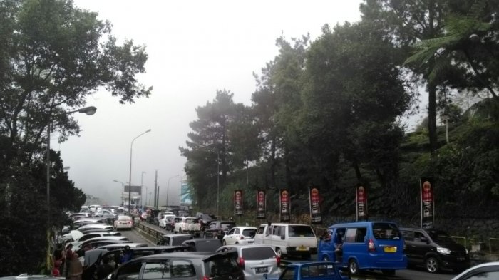 bogor, puncak bogor, supeltas, Kapolres Bogor, joki penunjuk arah, Joki Penunjuk Arah di Puncak Bogor Direkrut Polisi, Per Hari Digaji Segini