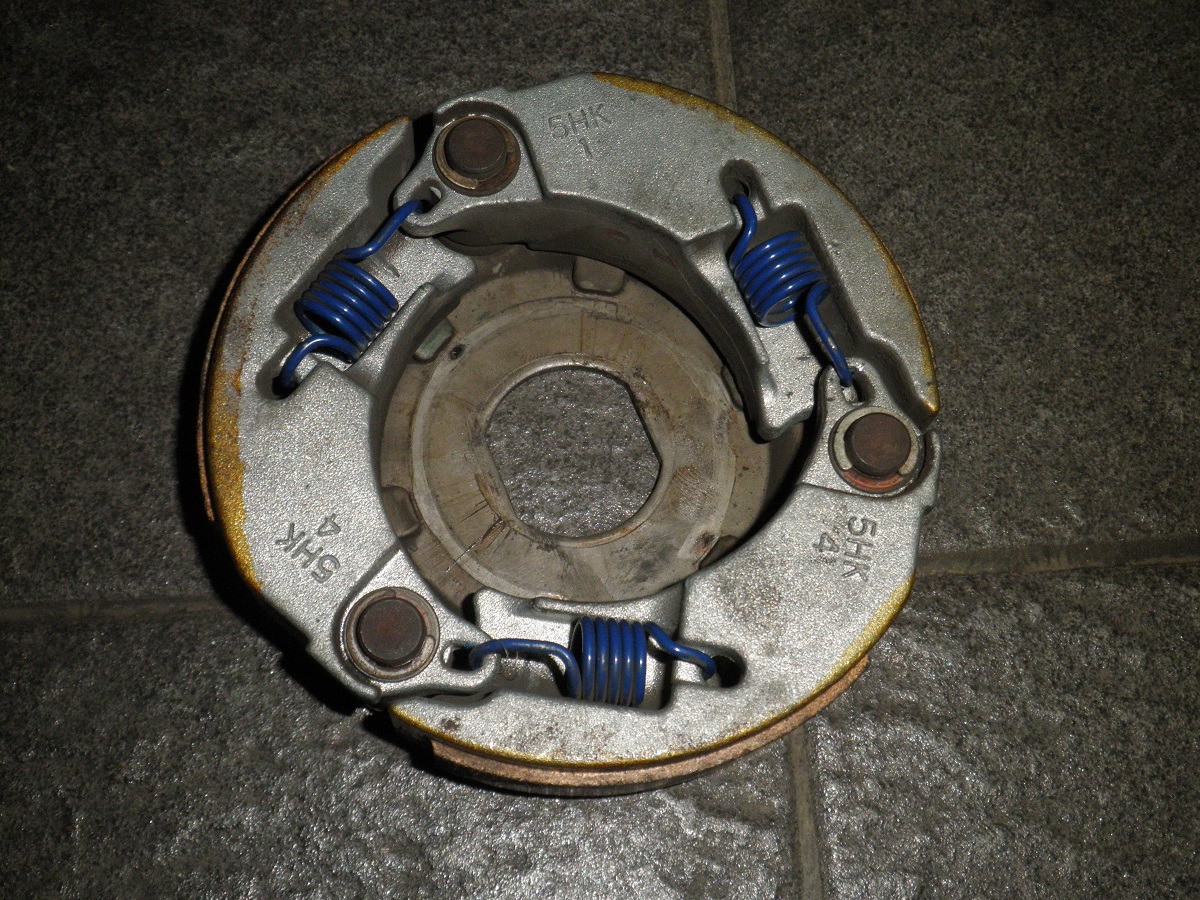 motor matic, per sentrifugal, per sentri, per sentrifugal motor matic, ciri per sentrifugal lemah, Ternyata Begini Gejala Per Sentrifugal Di Motor Matic Yang Mulai Lemah