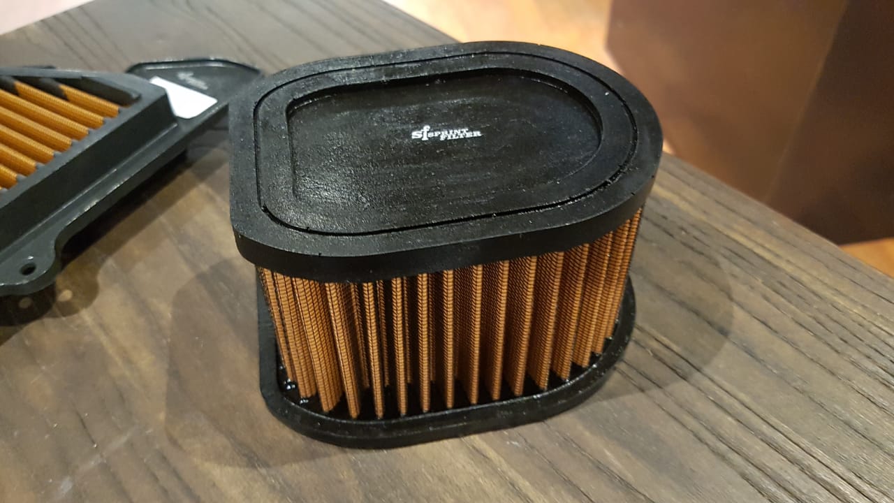 debu, performa, filter udara, racing, kerak karbon, Ganti Filter Udara Racing Mobil Buat Harian, Apakah Disarankan?