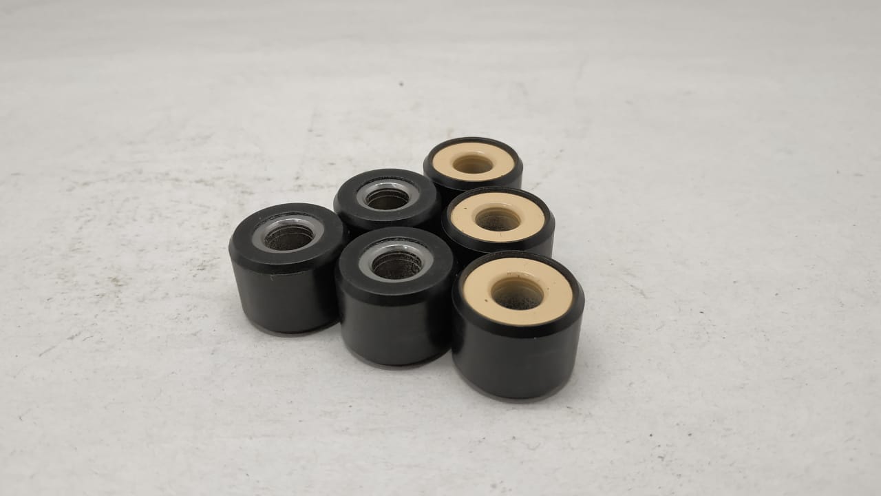 yamaha nmax, motor matic, roller, roller motor matic, panduan ganti roller yamaha nmax, panduan ganti roller motor matik, motor matic yamaha nmax, Ini Panduan Ganti Roller Motor Matic Yamaha NMAX, Mau Enteng Atau Atasnya Enak