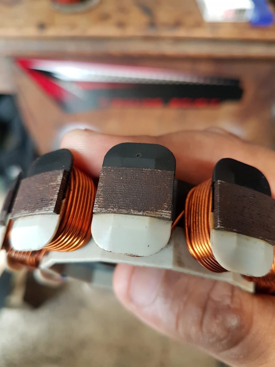 motor bekas, spul, spul motor, spul motor gosong, ciri spul motor rusak, gejala spul motor gosong, Harus Tahu, Ini Gejala Spul Di Motor Bekas Yang Sudah Gosong