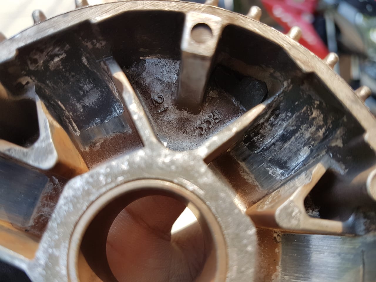 motor matic, roller motor matic, penyebab roller peyang, penyebab roller motor matic peang, penyebab roller motor matic cepat peang, roller motor matic cepat peang, Harus Tahu, Dua Hal Sepele Ini Penyebab Roller Motor Matic Cepat Peang