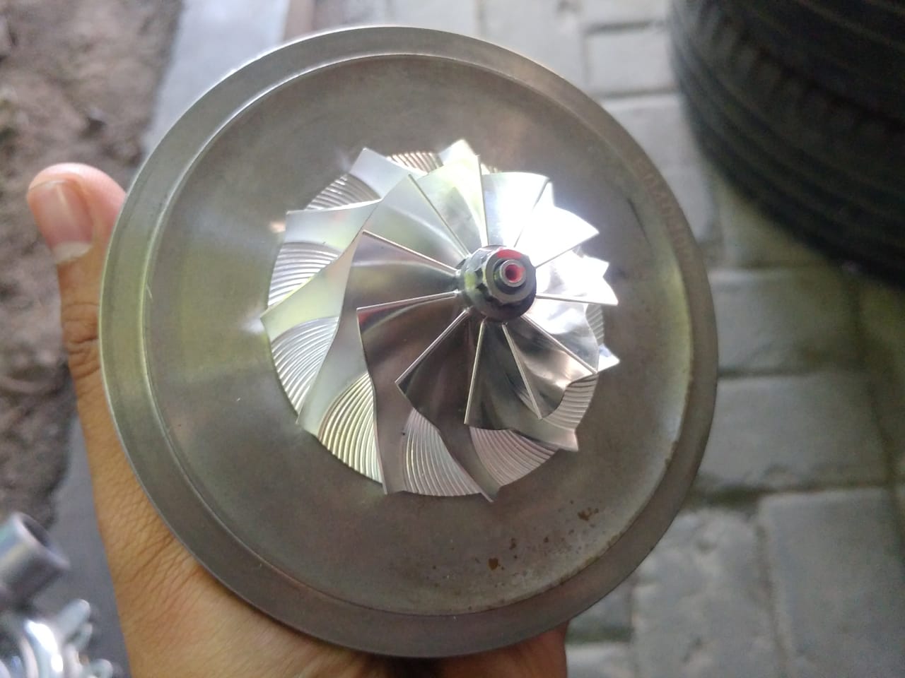 udara, turbo, oli mesin, filter udara, ruang bakar, pelumasan, tenaga mesin, Kerusakan Turbo Bisa Membuat Mobil Kurang Tenaga, Ini Penjelasannya